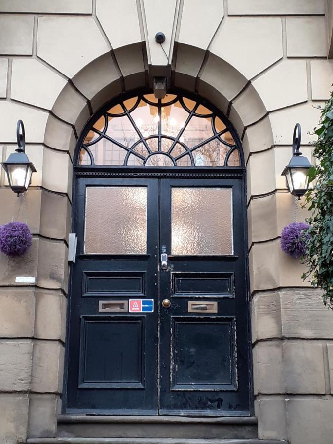 Carnegie Library: Austen Apartment 2 Bedroom Mexborough Bagian luar foto