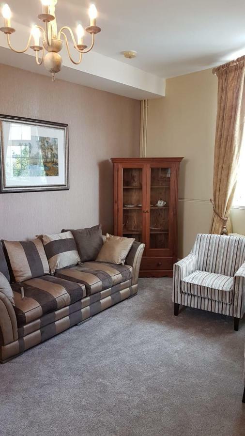 Carnegie Library: Austen Apartment 2 Bedroom Mexborough Bagian luar foto